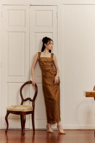 jennifer dress